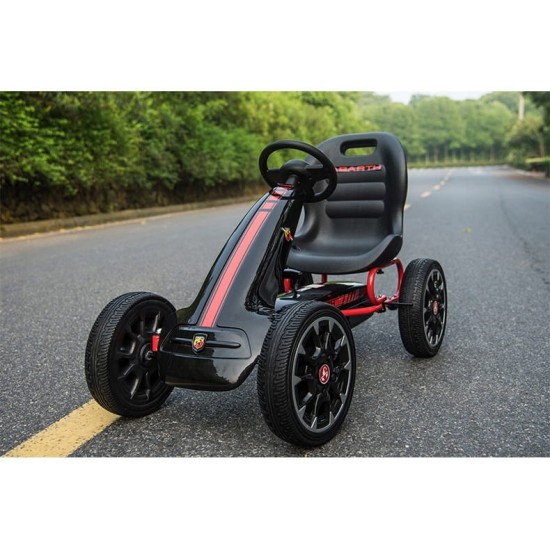 Tiek pieminēts Hecht Abarth Black kartings
