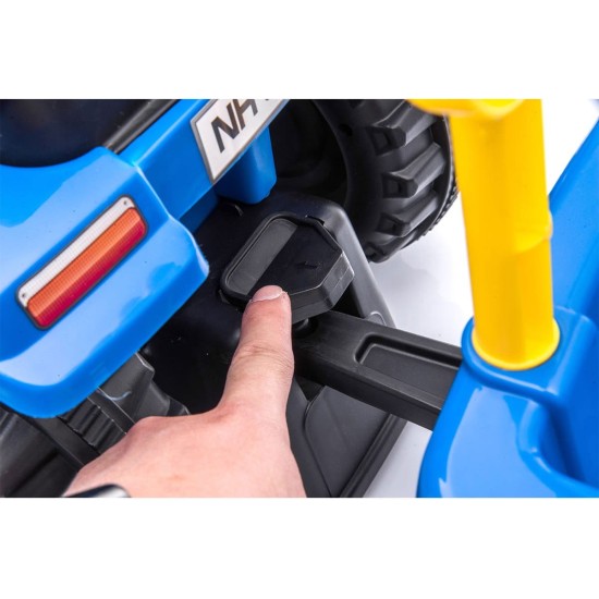 Bērnu traktors ar piekabi New Holland , zils